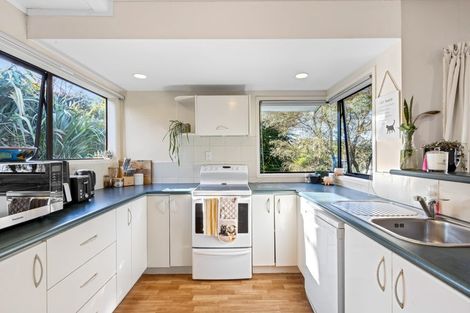 Photo of property in 10a Stillwater Crescent, Stillwater, Silverdale, 0993