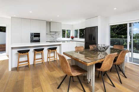 Photo of property in 4/92 Churchill Road, Murrays Bay, Auckland, 0630