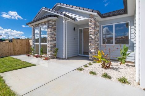 Photo of property in 8 Franheim Crescent, Orewa, 0931