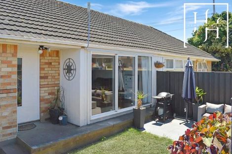 Photo of property in 369 Maunganui Road, Mount Maunganui, 3116