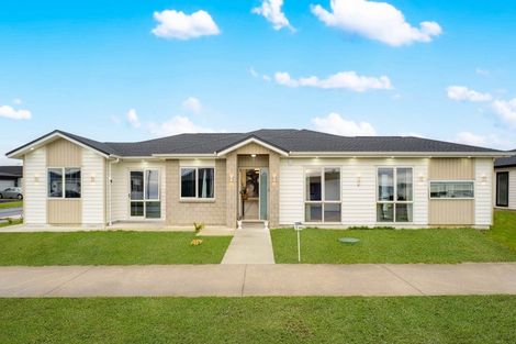 Photo of property in 5 Matikao Way, Pukekohe, 2120