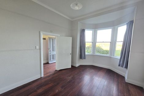 Photo of property in 92 Rolleston Street, Mount Cook, Wellington, 6021