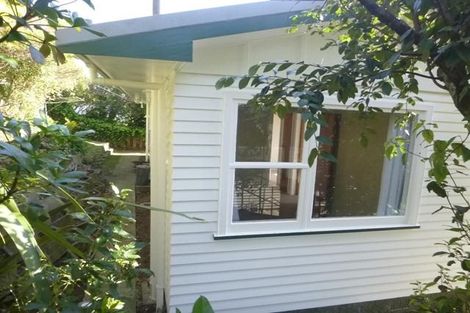 Photo of property in 91 Ruskin Road, Newlands, Wellington, 6037