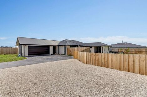 Photo of property in 8 Owen Drive, Darfield, 7510