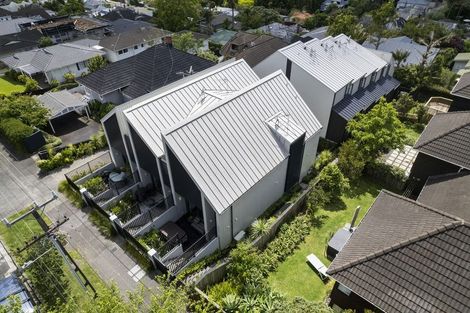 Photo of property in 2 Reid Lane, Wallaceville, Upper Hutt, 5018