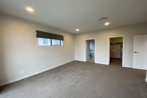 Photo of property in 70 Headland Drive, Long Bay, Auckland, 0630