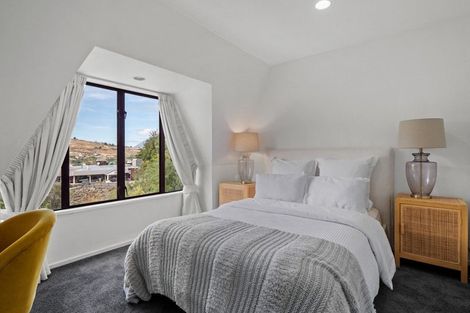 Photo of property in Goldridge Apartments, 9/43 Goldridge Way, Queenstown, 9300