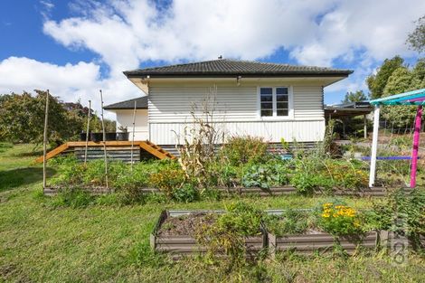 Photo of property in 29 Cambridge Road, Riverhead, 0820