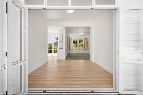 Photo of property in 856 Ocean View Road, Te Arai, Wellsford, 0975