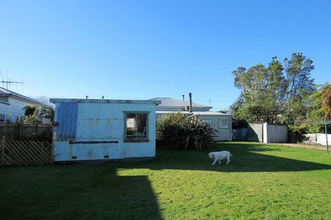 Photo of property in 128 Queen Street, Westport, 7825