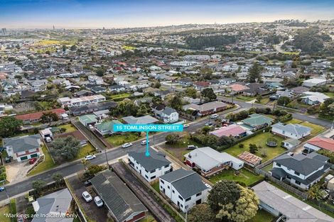 Photo of property in 15 Tomlinson Street, Hillpark, Auckland, 2102