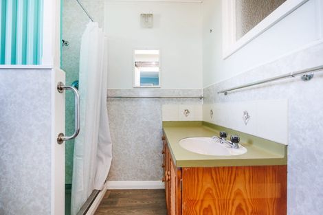 Photo of property in 14 Belvedere Crescent, Takaro, Palmerston North, 4412