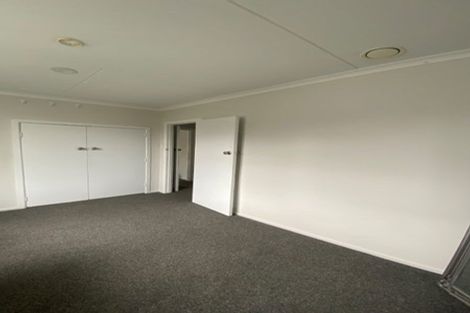 Photo of property in 14 Lewis Place, Highbury, Palmerston North, 4412