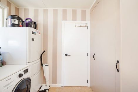 Photo of property in 10 Joseph Street, Waverley, Invercargill, 9810