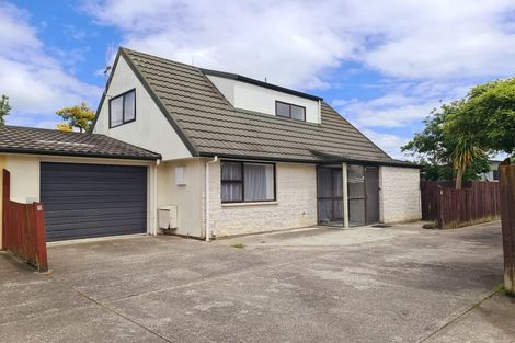 Photo of property in 6 Jarrett Court, Roslyn, Palmerston North, 4414