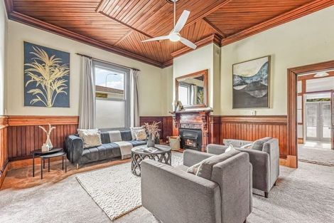 Photo of property in 9 Waimea Road, Nelson South, Nelson, 7010