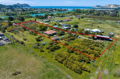 Photo of property in 51 Tauwhareparae Road, Tolaga Bay, 4077