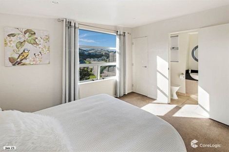 Photo of property in 10 Erlestoke Crescent, Churton Park, Wellington, 6037