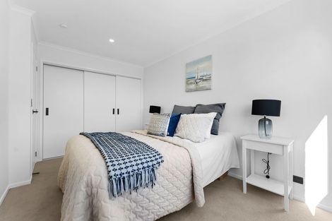 Photo of property in 11 Dolcetto Place, Pokeno, 2402