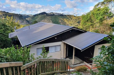 Photo of property in 5 Maldive Street, Khandallah, Wellington, 6035