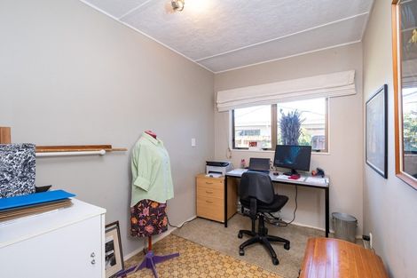 Photo of property in 10 Donegal Crescent, Tamatea, Napier, 4112