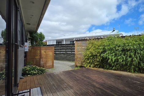 Photo of property in 14 Campbell Avenue, Paraparaumu, 5032