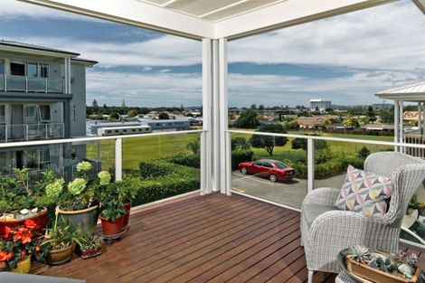 Photo of property in 46 Landmark Terrace, Orewa, 0931