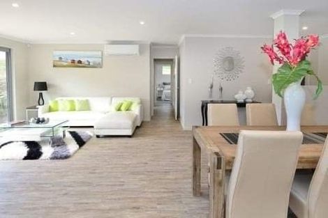 Photo of property in 41 Crabb Fields Lane, Riverhead, 0820