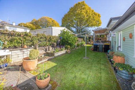 Photo of property in 69 Raeburne Street, Te Awamutu, 3800