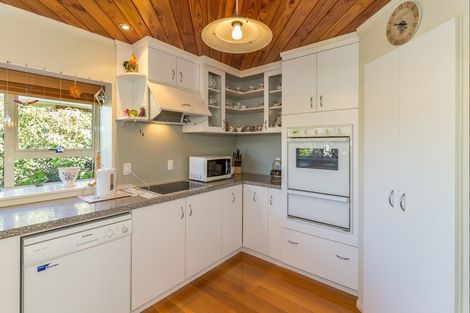 Photo of property in 28 Easton Way, Levin, 5510