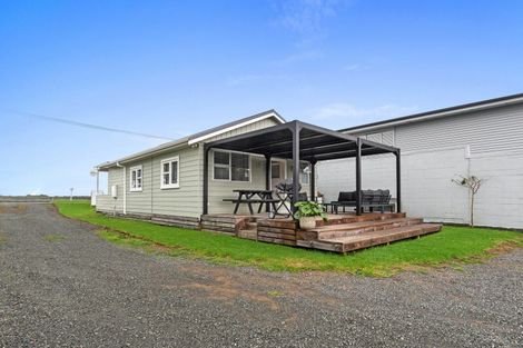 Photo of property in 1929 Ngunguru Road, Ngunguru, Whangarei, 0173