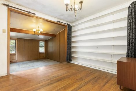 Photo of property in 9 Kamaka Road, Mangere Bridge, Auckland, 2022