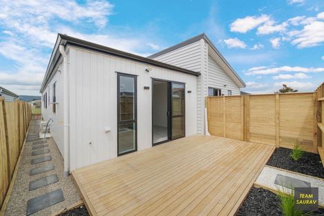 Photo of property in 20 Ihi Place, Karaka, 2578