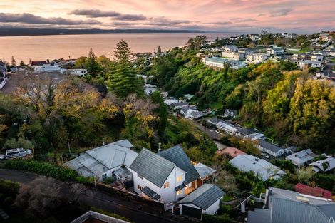 Photo of property in 23 Fitzroy Road, Bluff Hill, Napier, 4110