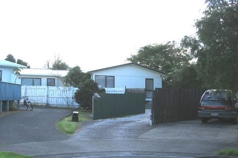 Photo of property in 21 Compass Place, Te Atatu Peninsula, Auckland, 0610
