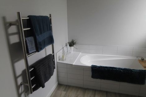 Photo of property in 8 George Square West, Wigram, Christchurch, 8025