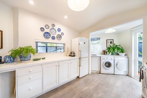 Photo of property in 4/23 Box Hill, Khandallah, Wellington, 6035