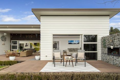 Photo of property in 33r Oceana Drive, Welcome Bay, Tauranga, 3175