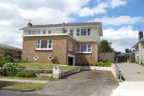 Photo of property in 24 Lawrie Avenue, Pukekohe, 2120