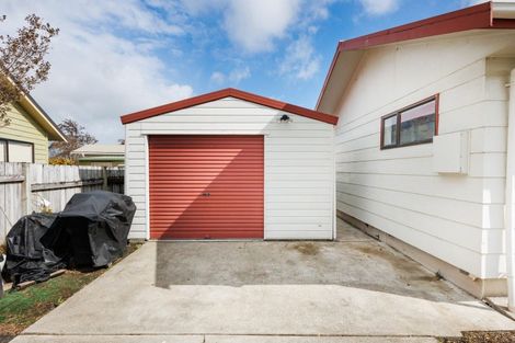 Photo of property in 41a Raglan Avenue, Cloverlea, Palmerston North, 4412