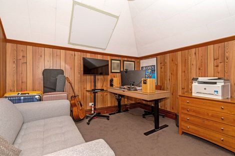 Photo of property in 2 Carnarvon Street, Gisborne, 4010