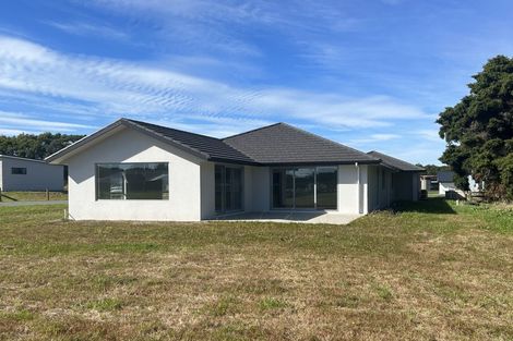 Photo of property in 92 Blairlogie Close, Otatara, 9879