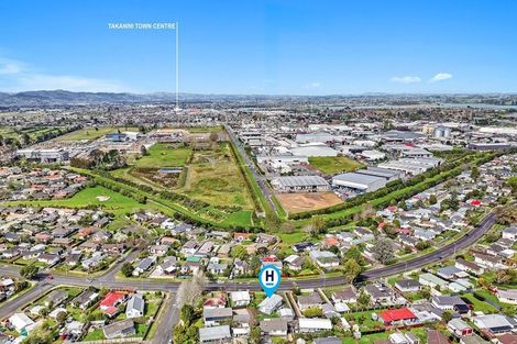 Photo of property in 93 Hyperion Drive, Randwick Park, Auckland, 2105