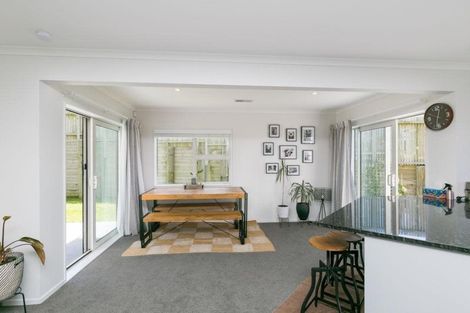 Photo of property in 29 Bickerton Rise, Churton Park, Wellington, 6037