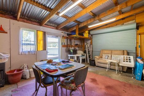 Photo of property in 16 Burgoyne Street, Woodville, 4920