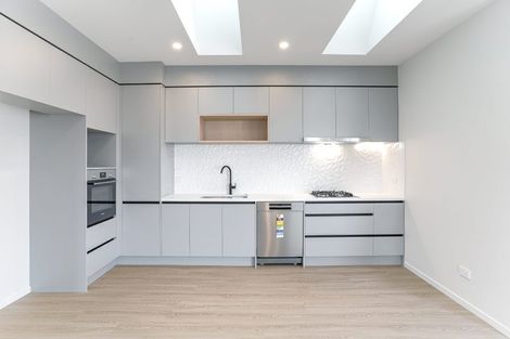 Photo of property in 17 Puwha Street, Massey, Auckland, 0614