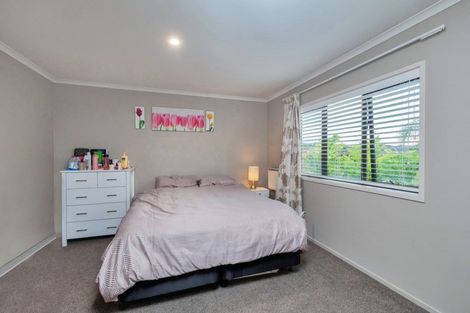 Photo of property in 12 Corsica Way, Karaka, Papakura, 2113
