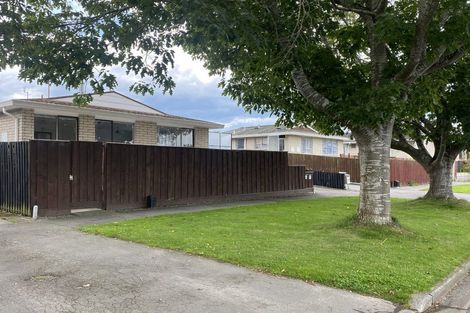 Photo of property in 21 Salford Avenue, Redwood, Christchurch, 8051