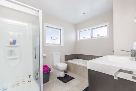 Photo of property in 3 Cresswell Place, Johnsonville, Wellington, 6037