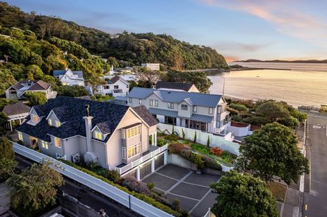 Photo of property in 4-6 Cheviot Road, Lowry Bay, Lower Hutt, 5013